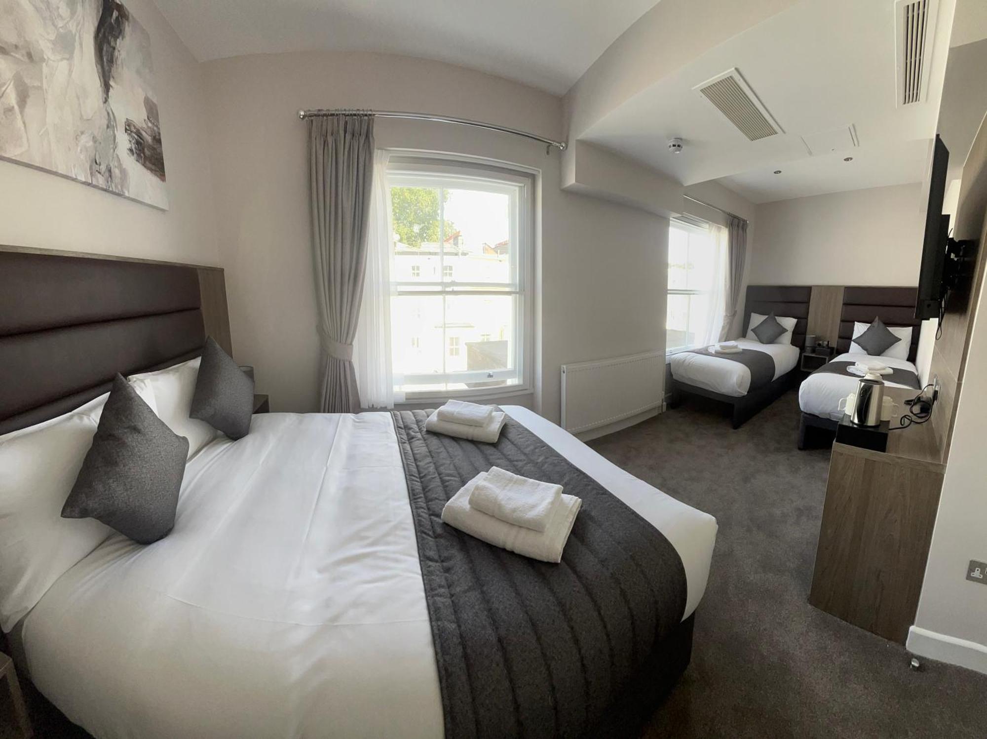 Reem Hotel London Bagian luar foto