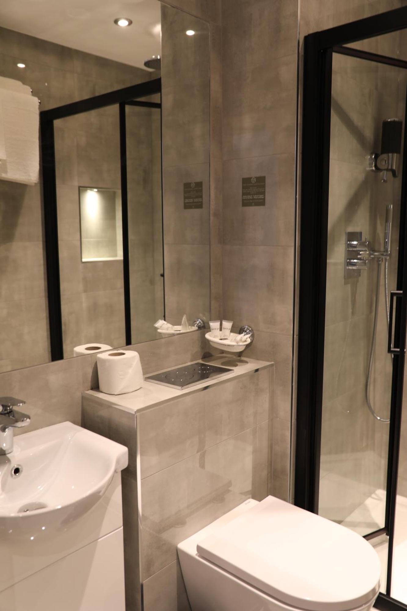 Reem Hotel London Bagian luar foto