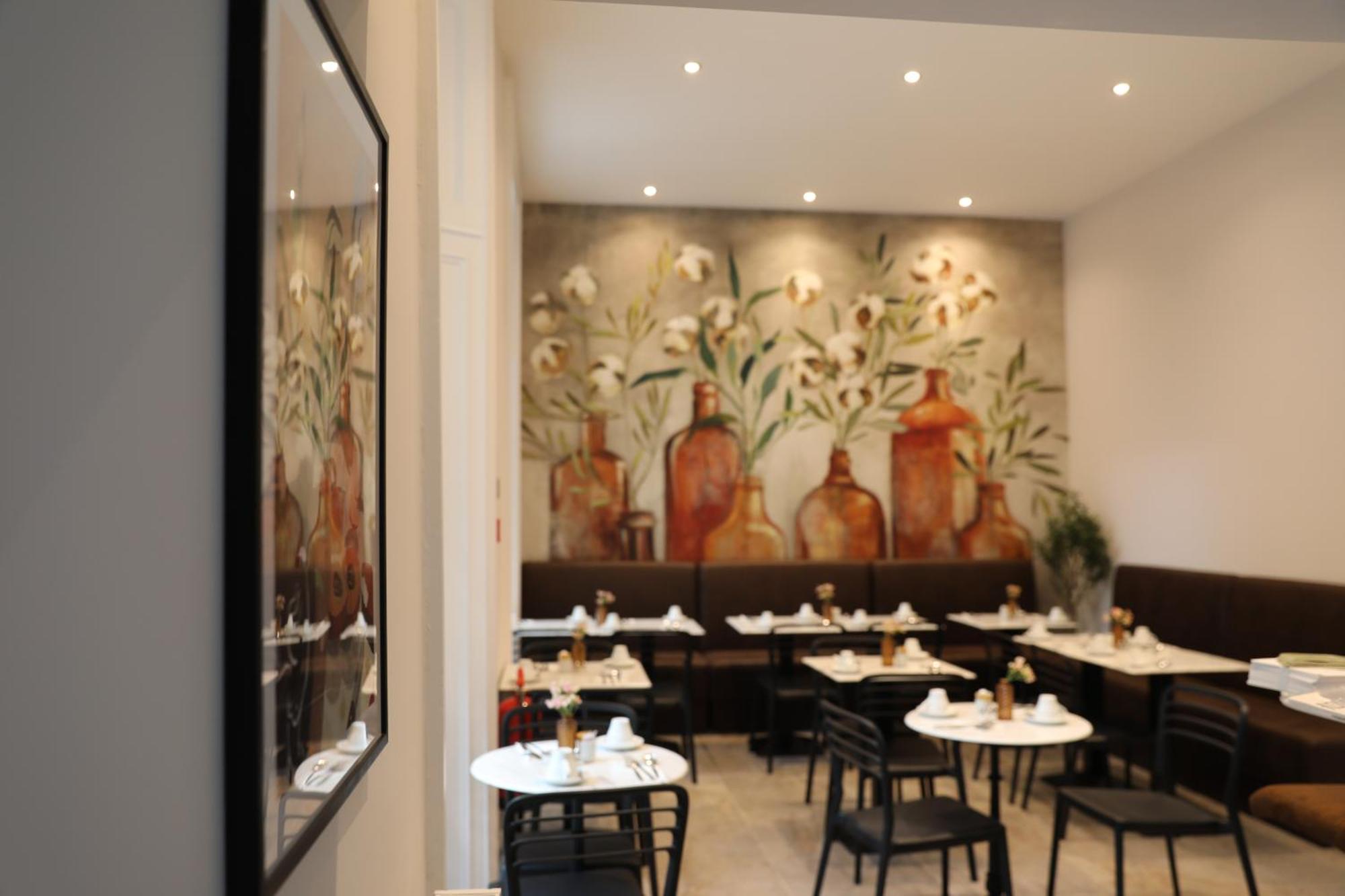 Reem Hotel London Bagian luar foto