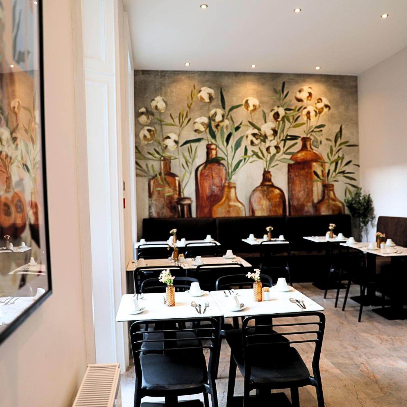 Reem Hotel London Bagian luar foto