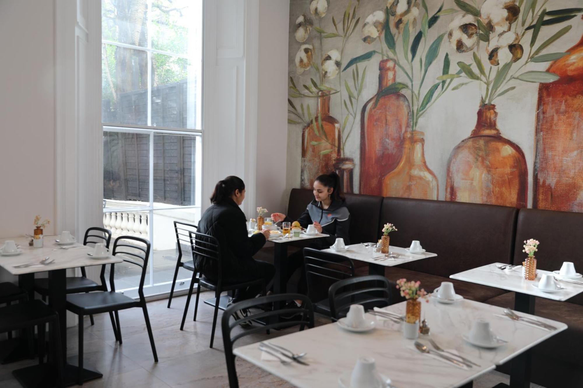 Reem Hotel London Bagian luar foto