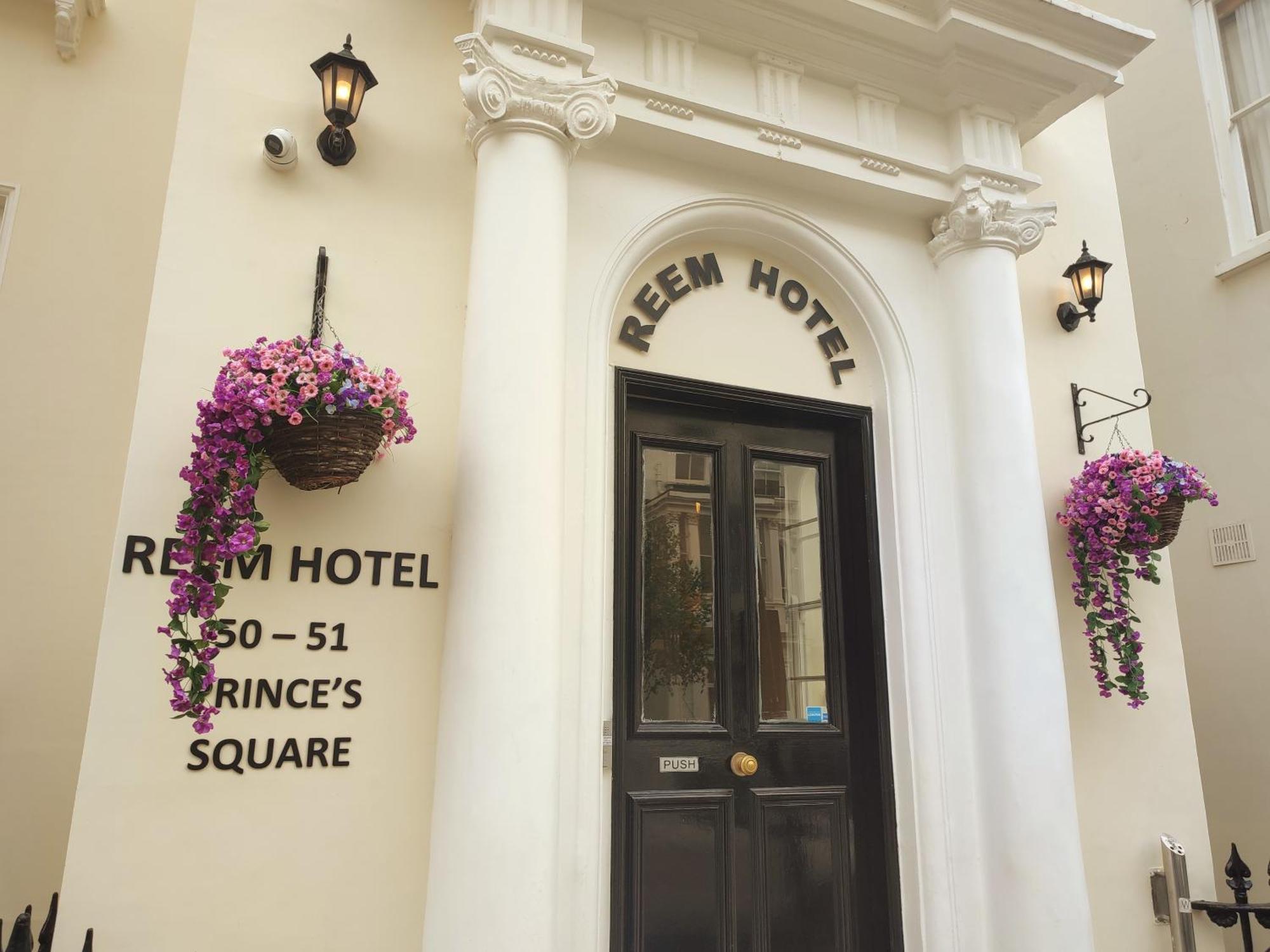 Reem Hotel London Bagian luar foto