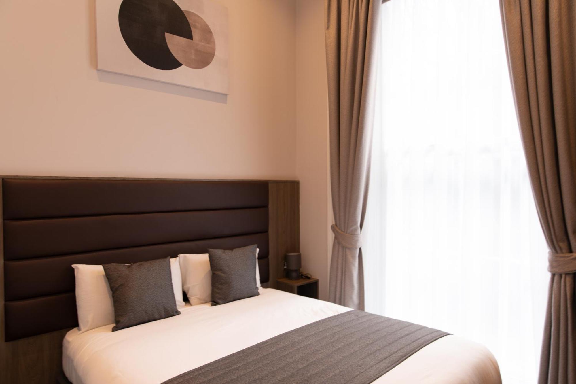 Reem Hotel London Bagian luar foto