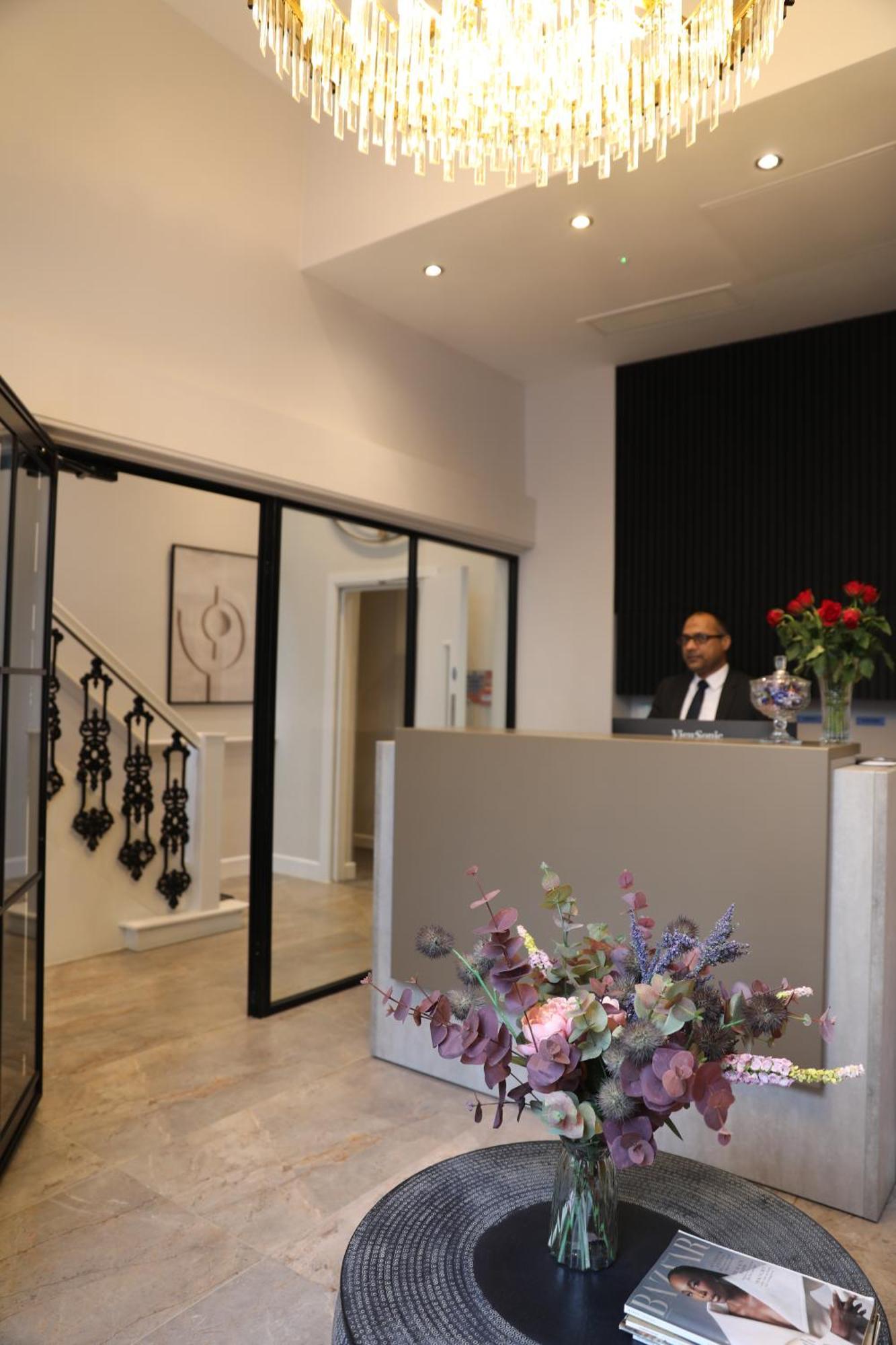 Reem Hotel London Bagian luar foto
