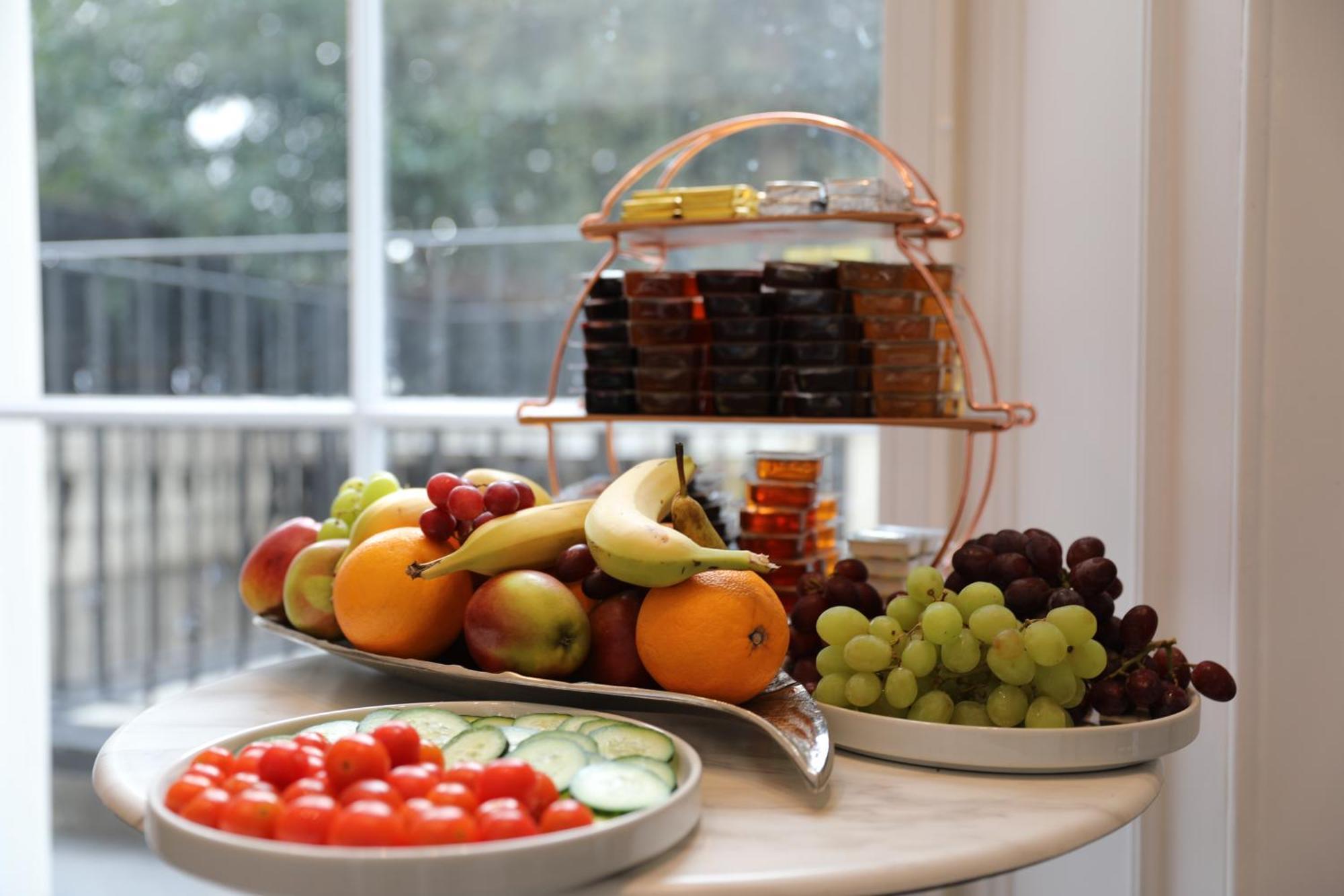 Reem Hotel London Bagian luar foto