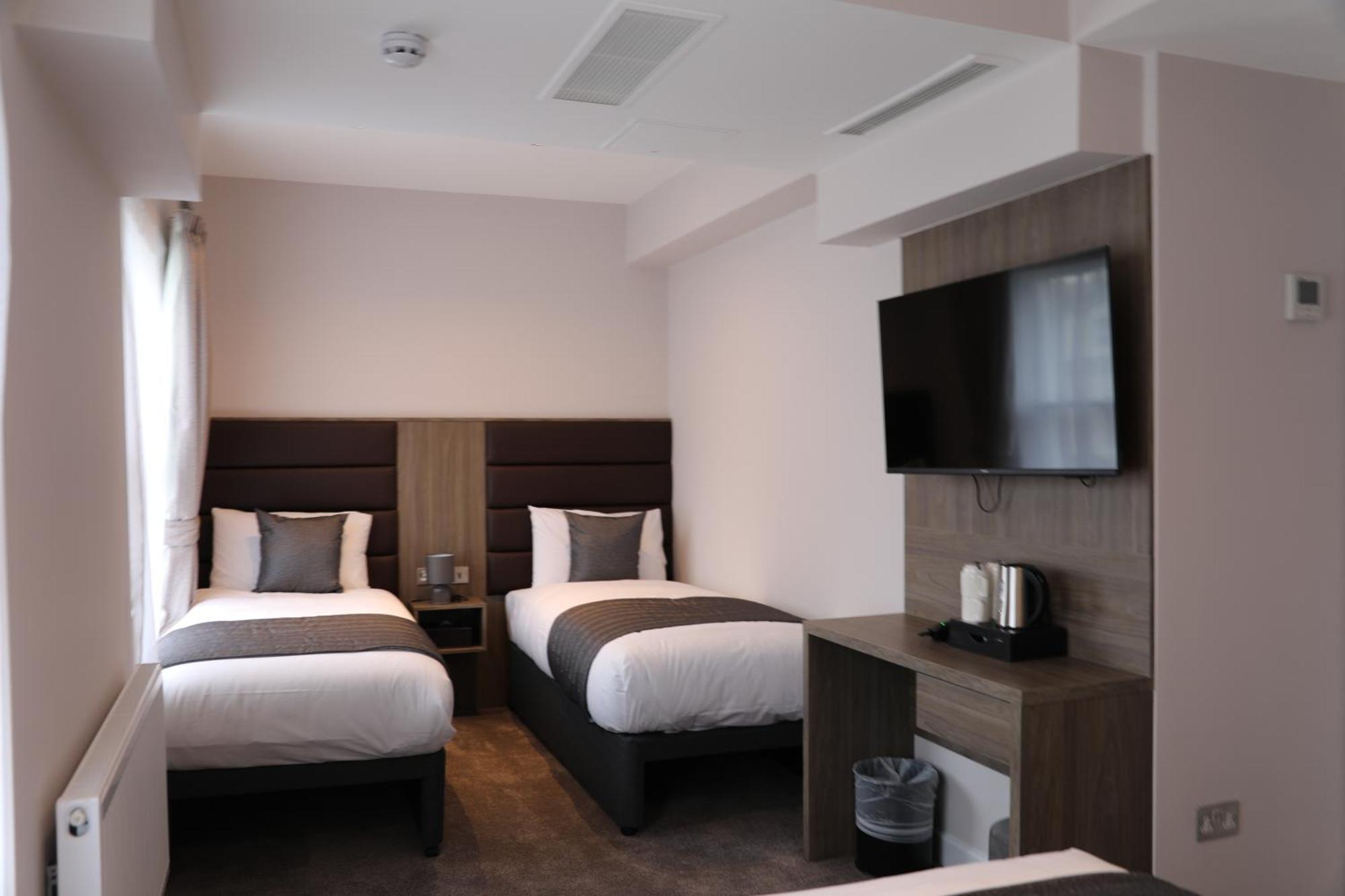 Reem Hotel London Bagian luar foto